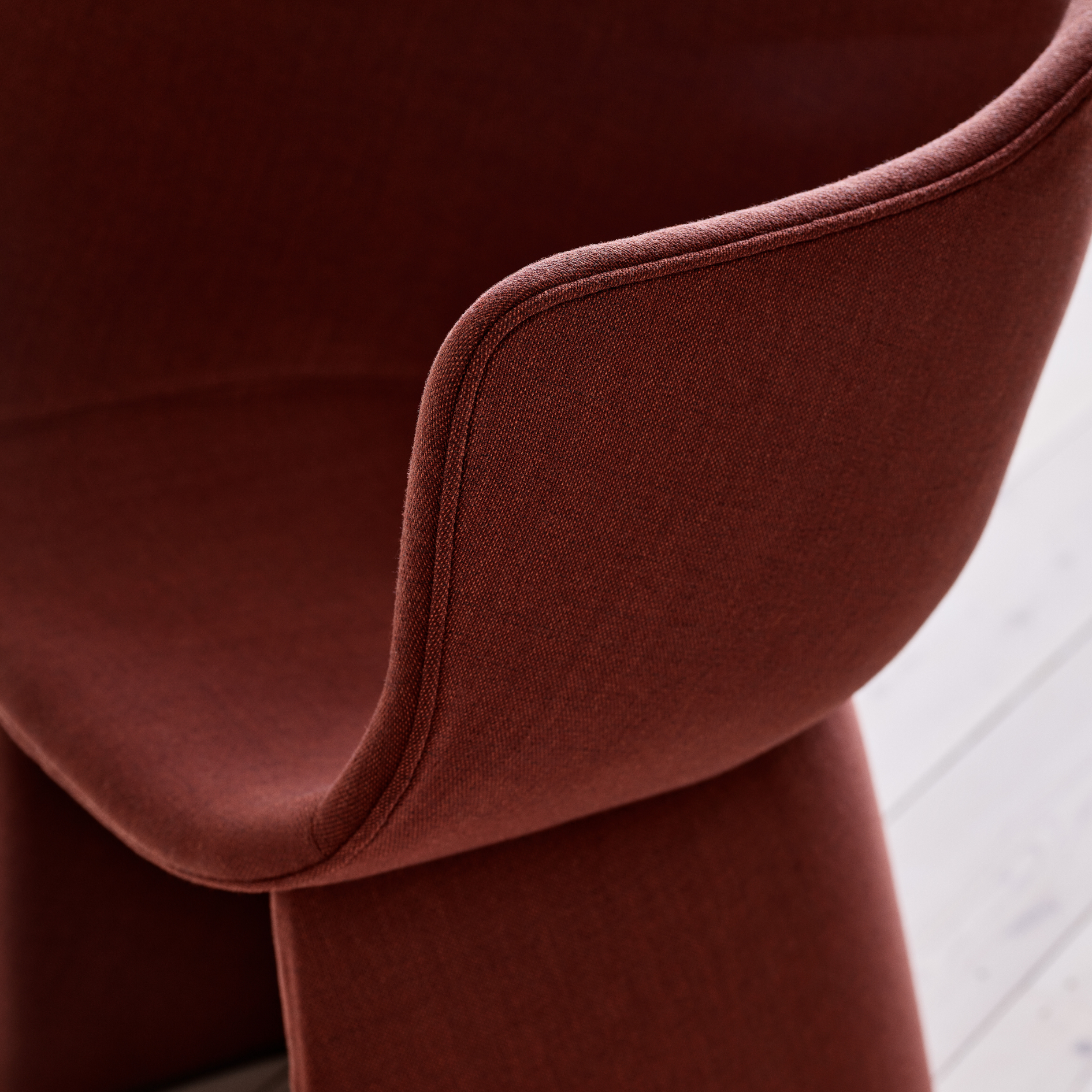 Monolit Lounge Chair